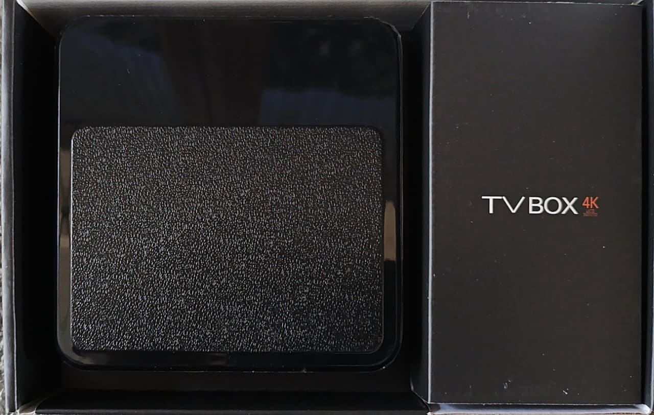 Android TV Box 15.0 | 2GB RAM + 16GB ROM | 4K UHD Smart TV Box | Internet Multimedia Gateway